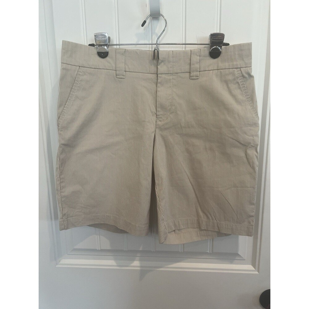 Tommy Hilfiger Women’s Size 10 Beige White Seersucker Bermuda Shorts Stretch